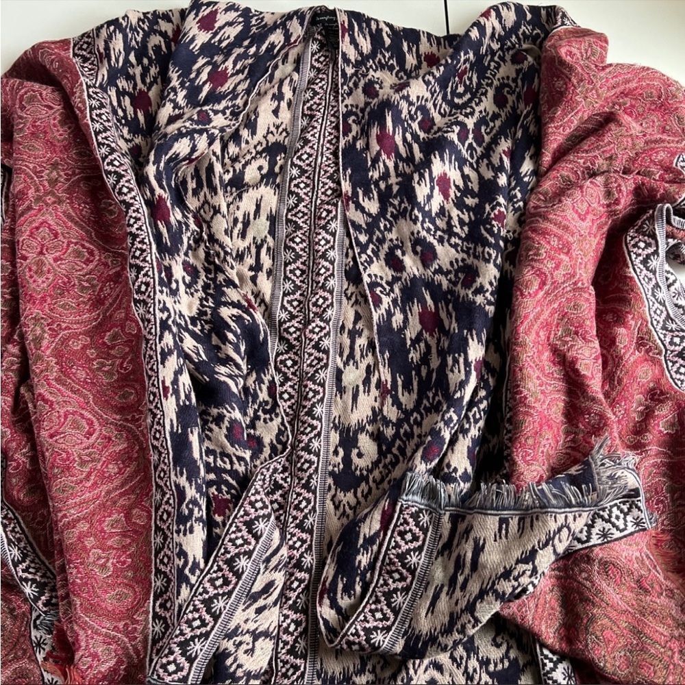 Do everything in love boho shawl os‎